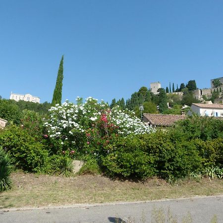 Bed and Breakfast Notre Vie La Roussas Екстер'єр фото