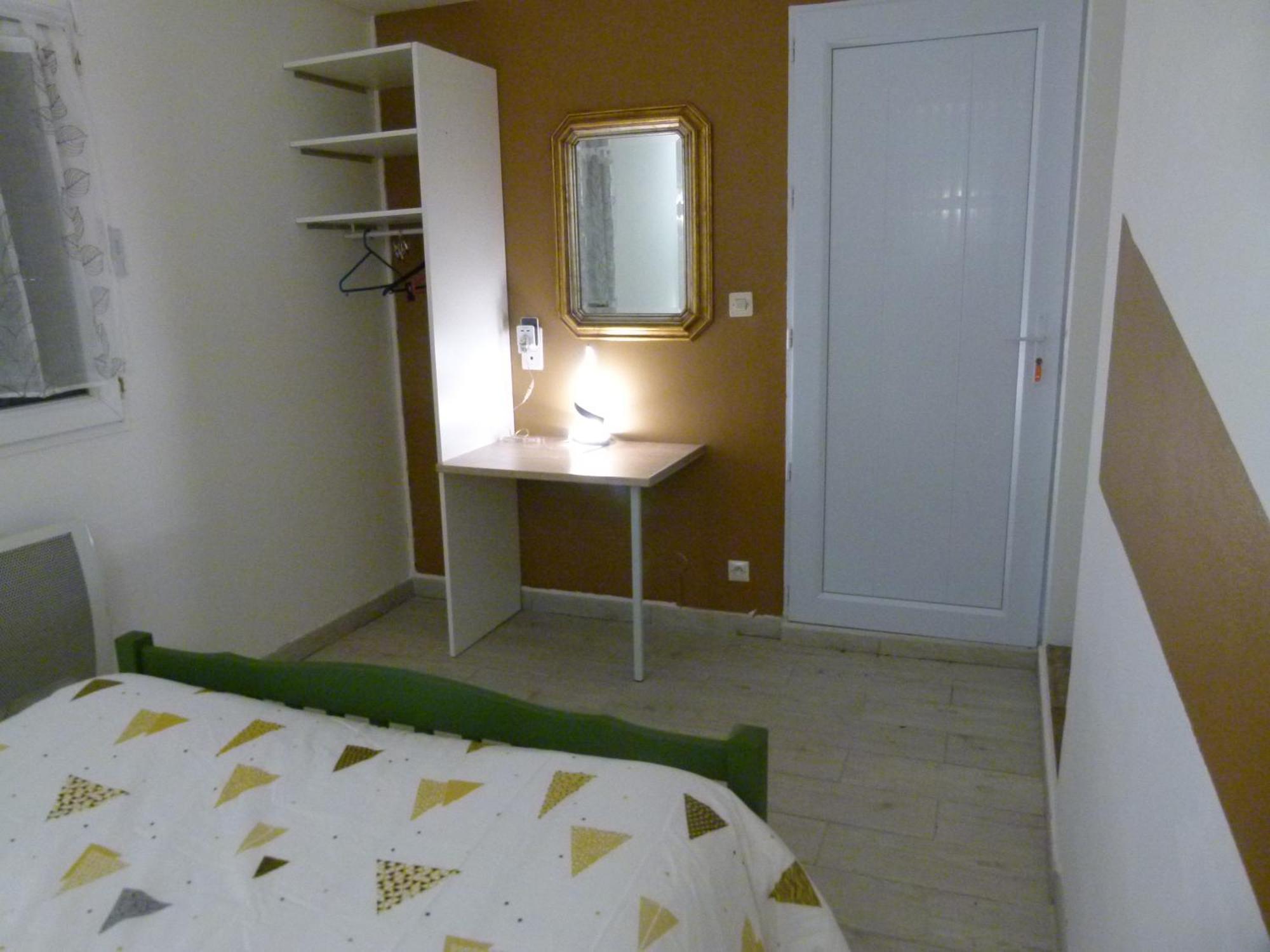 Bed and Breakfast Notre Vie La Roussas Екстер'єр фото