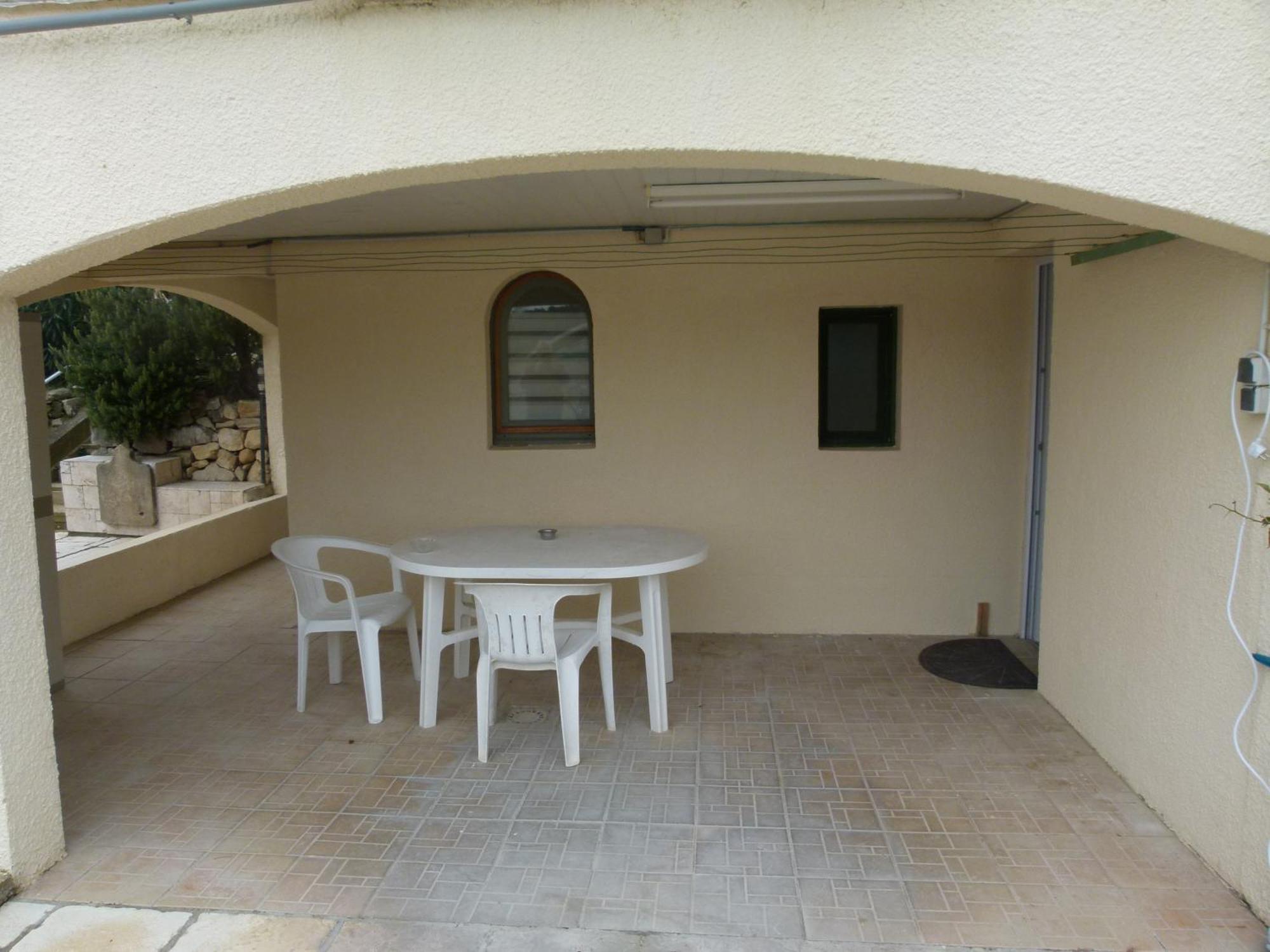 Bed and Breakfast Notre Vie La Roussas Екстер'єр фото